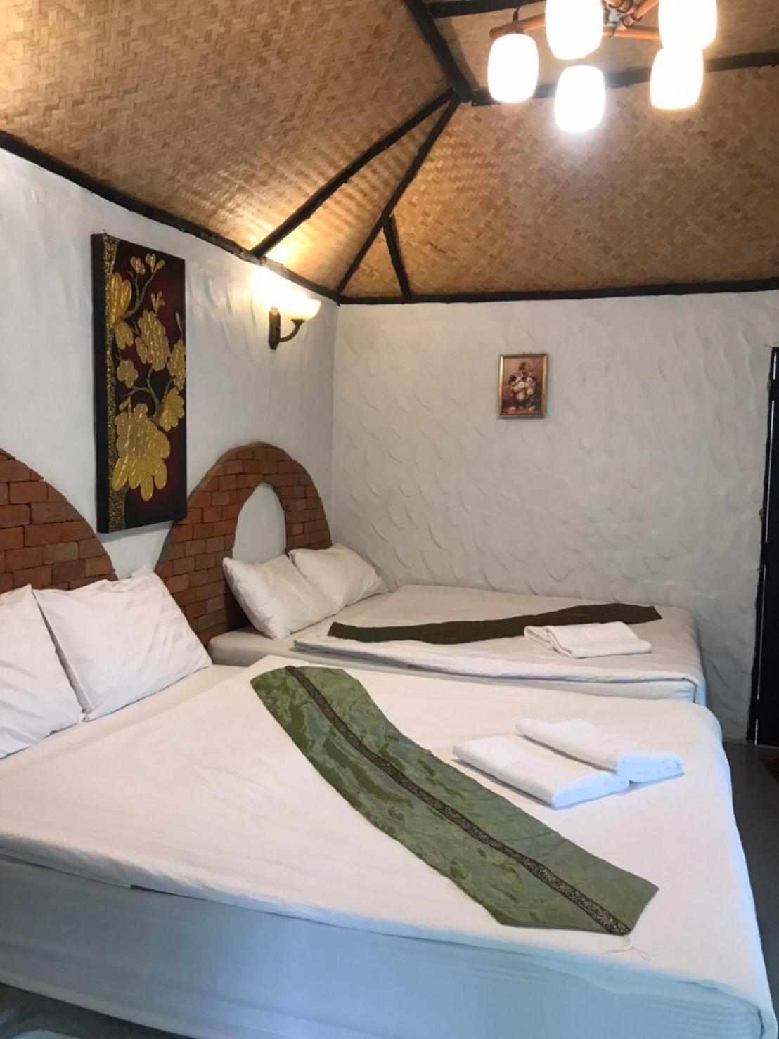 Baan Pong Tara Hotel Суан Фунг Екстериор снимка