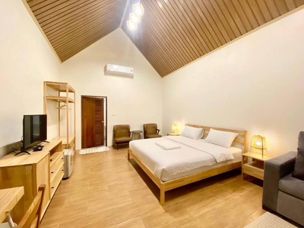 Baan Pong Tara Hotel Суан Фунг Екстериор снимка