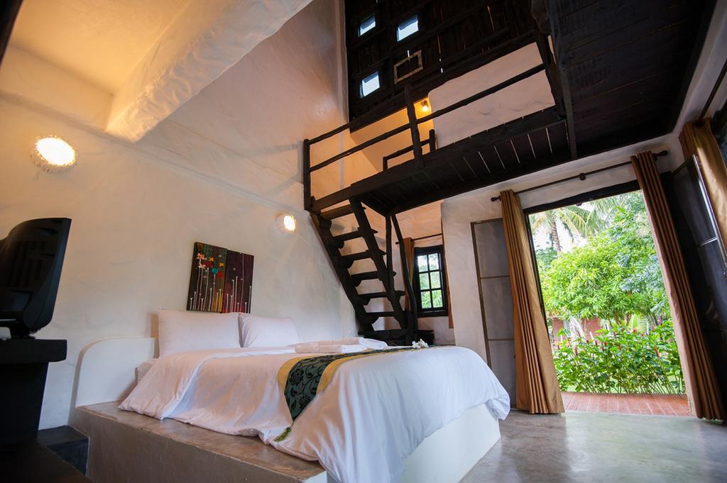 Baan Pong Tara Hotel Суан Фунг Стая снимка