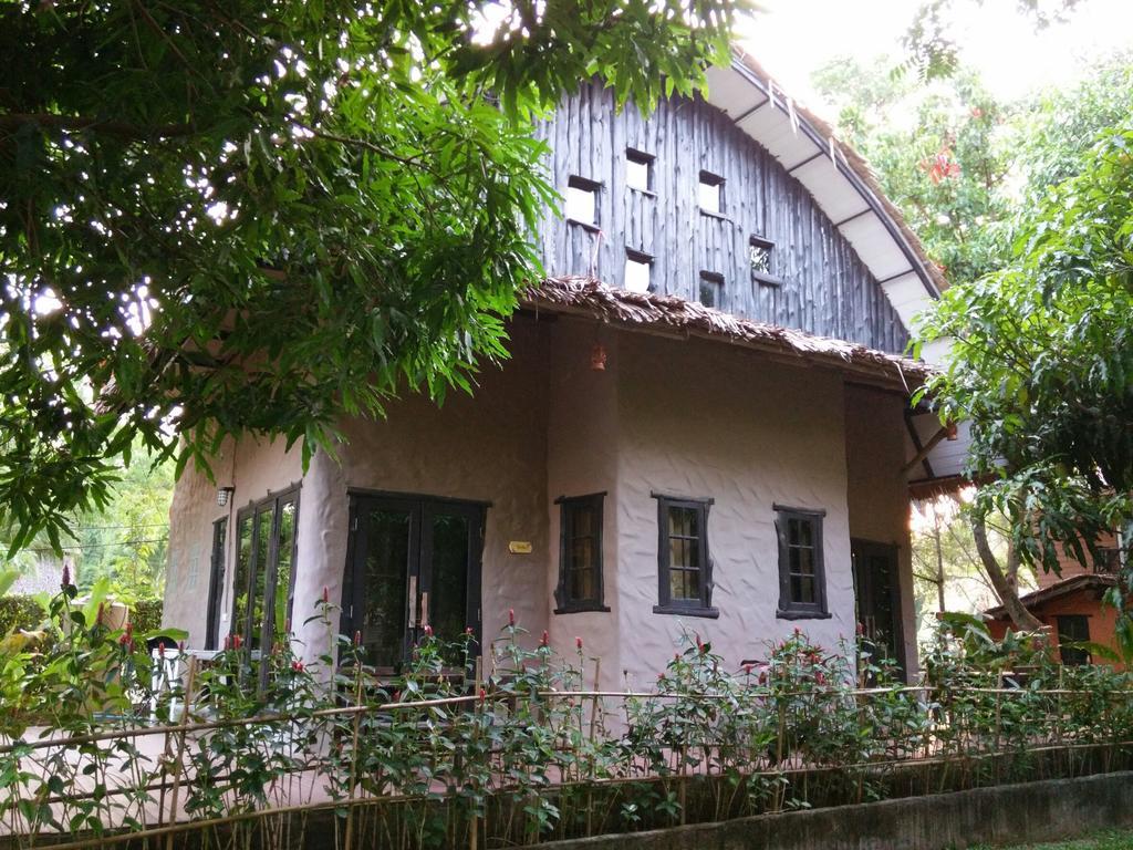 Baan Pong Tara Hotel Суан Фунг Екстериор снимка