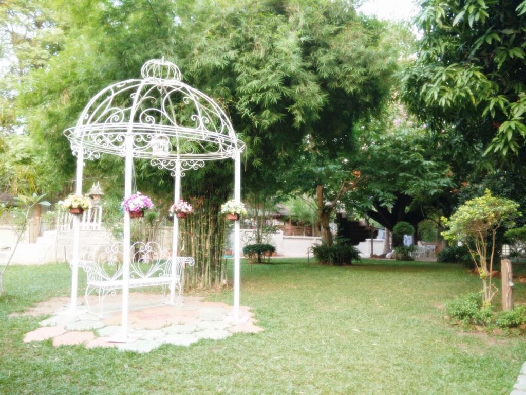 Baan Pong Tara Hotel Суан Фунг Екстериор снимка