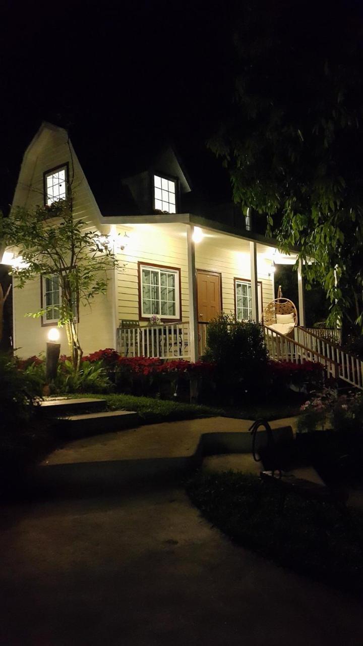 Baan Pong Tara Hotel Суан Фунг Екстериор снимка